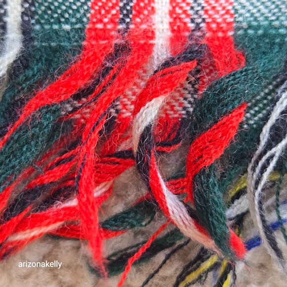 Large Woven Wool Triangle Scarf Shawl Plaid Rondina - Picture 15 of 16